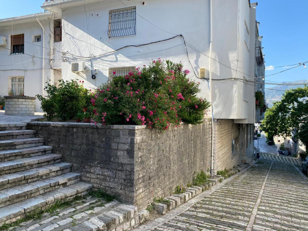 Gjirokastër Ballo Apartments מראה חיצוני תמונה