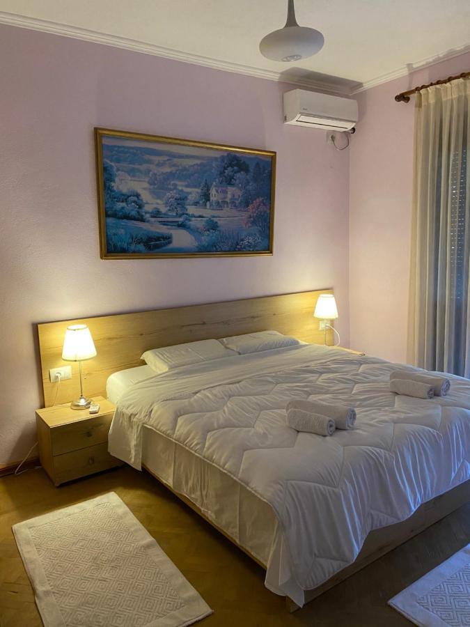 Gjirokastër Ballo Apartments מראה חיצוני תמונה