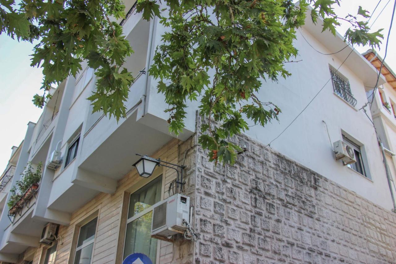 Gjirokastër Ballo Apartments מראה חיצוני תמונה