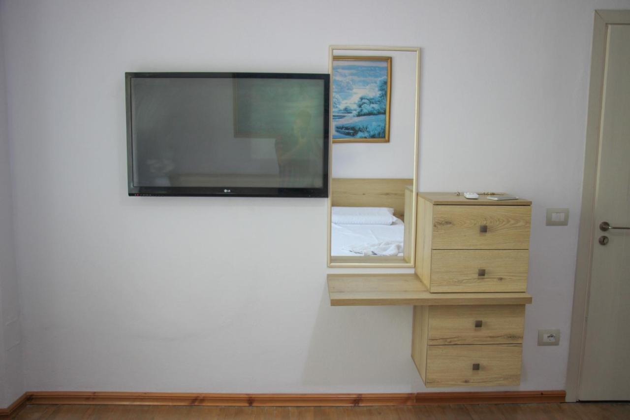 Gjirokastër Ballo Apartments מראה חיצוני תמונה